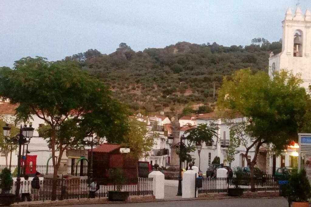 Casa Rural Con Jacuzzi, Sauna, Barbacoa Y Barra Cabeza la Vaca ภายนอก รูปภาพ